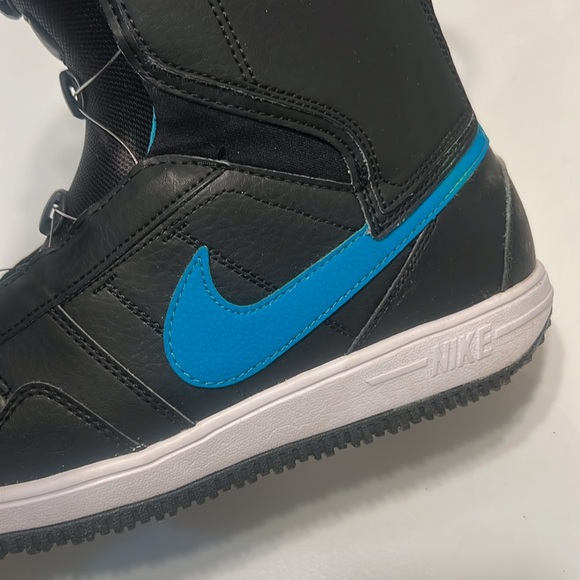 nike women snowboard boots